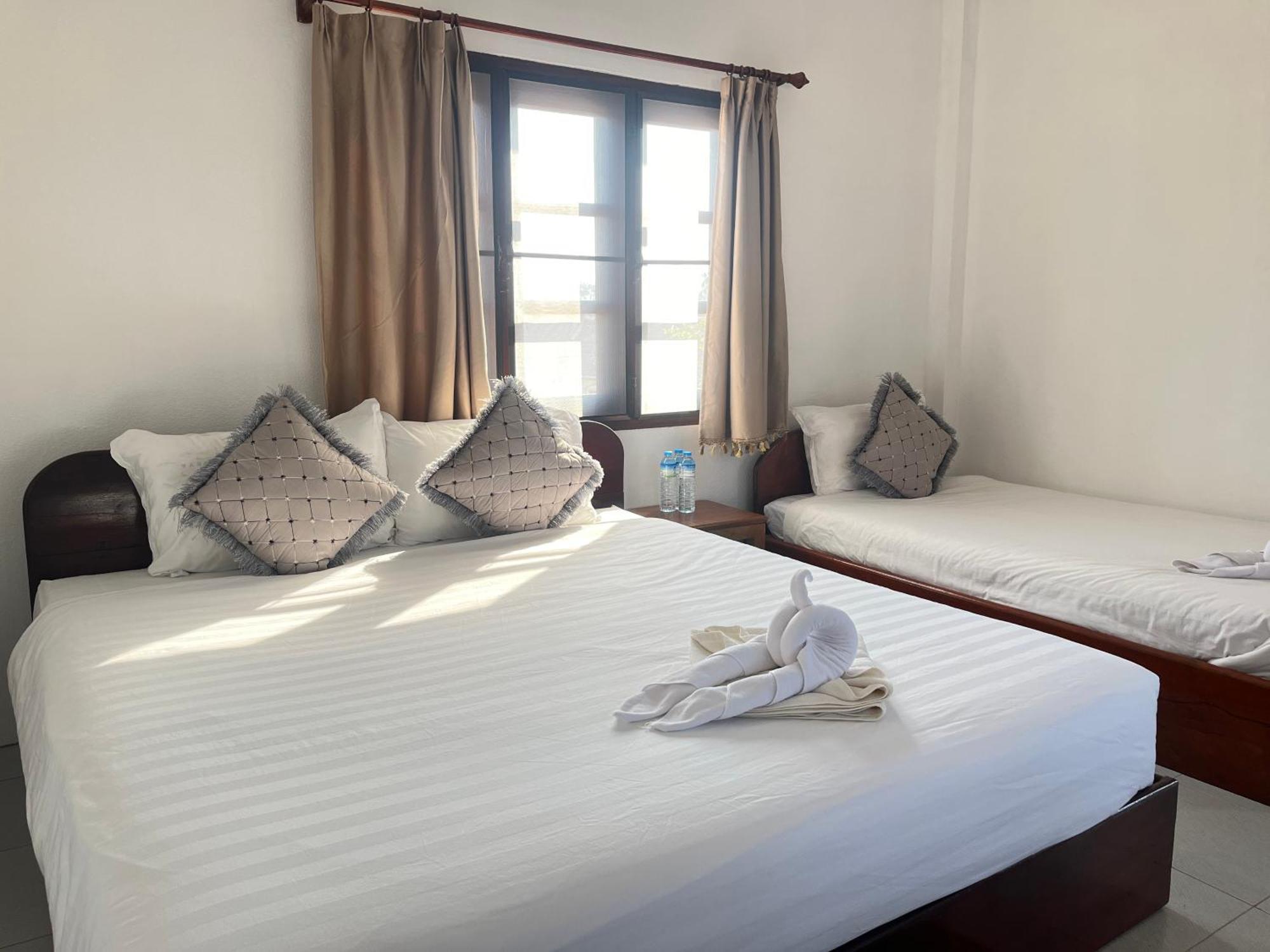 Sanhak Guesthouse 1 Ban Nahin-Nai Luaran gambar