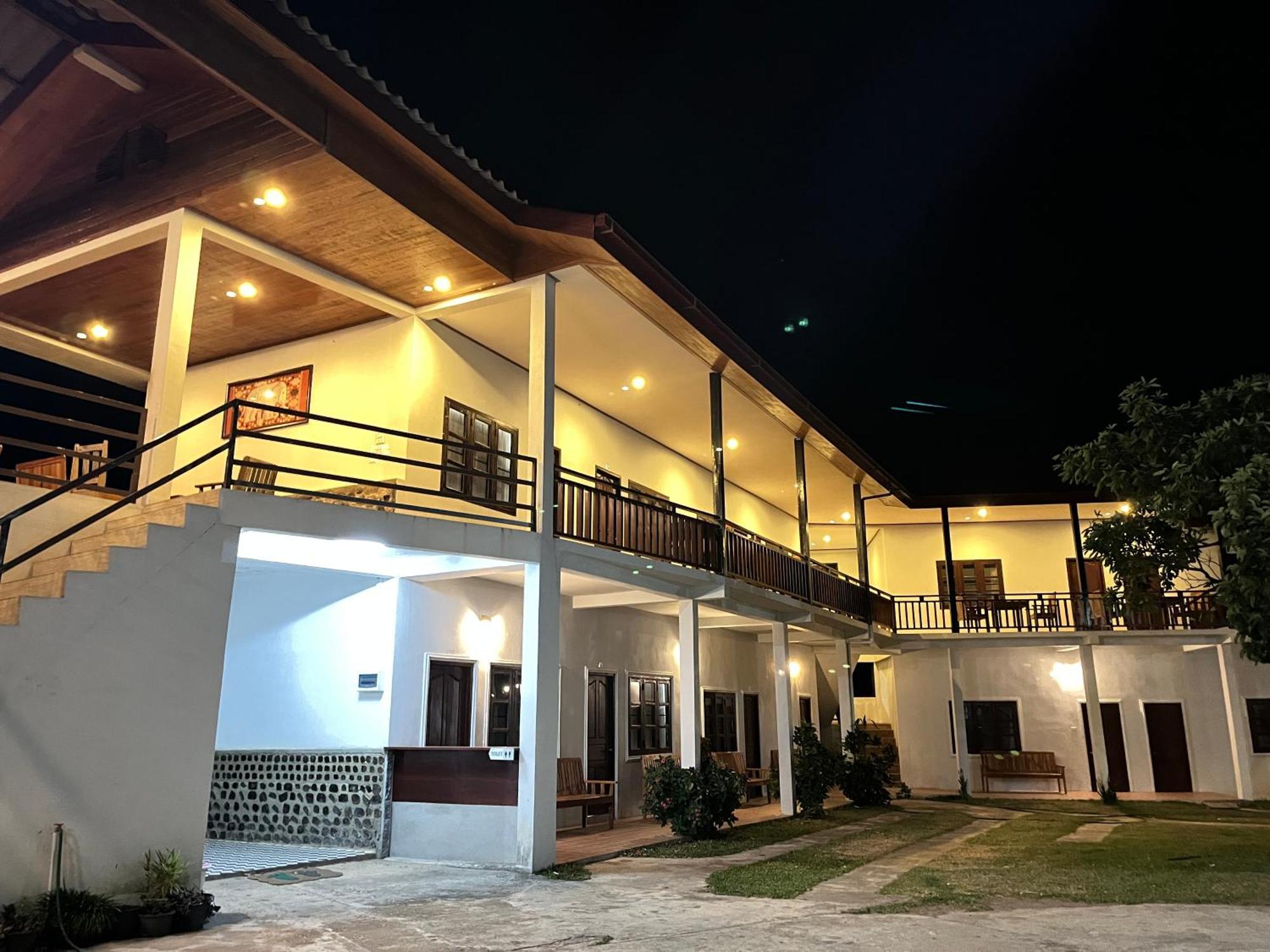 Sanhak Guesthouse 1 Ban Nahin-Nai Luaran gambar